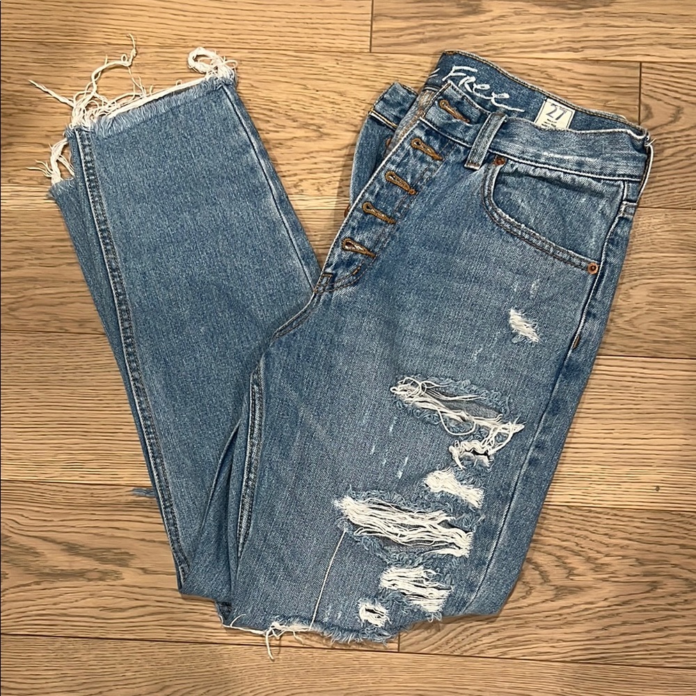 We The Free Blue Distressed Ankle Jeans